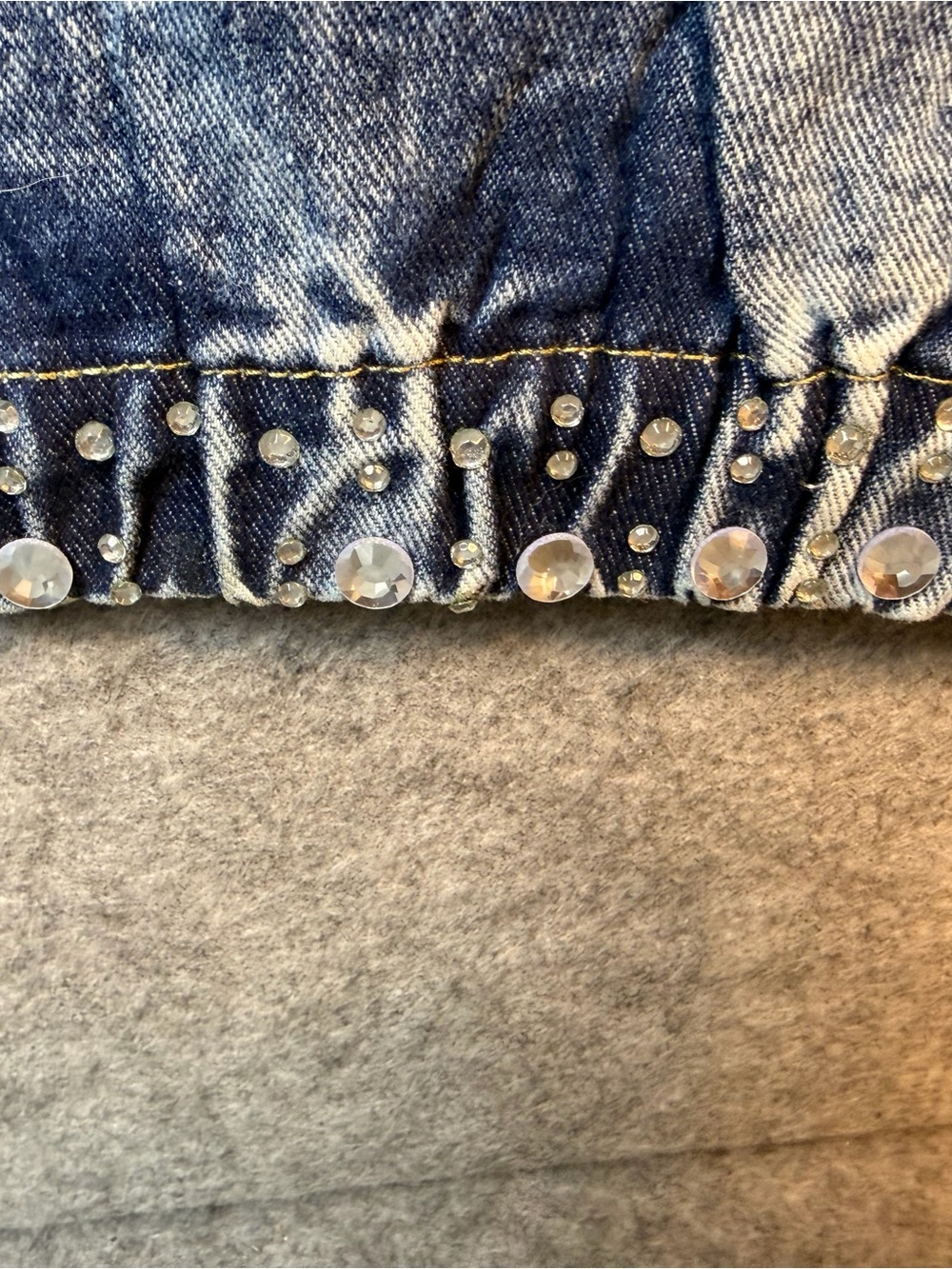 Studded Fade-Washed Y2K Trend Baggy Blue Jeans - Women's Wide Leg - Picture 8 of 8